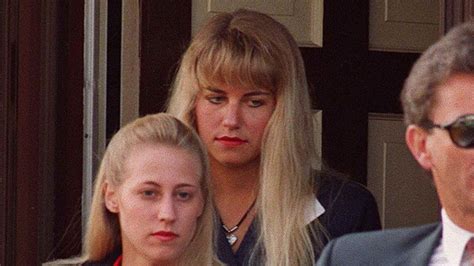 Inside the twisted crimes of female serial killer Karla Homolka – Film ...