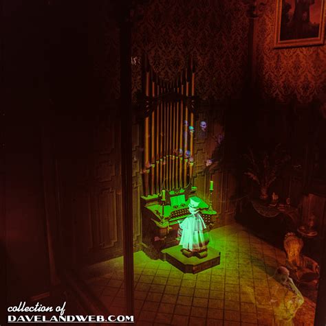 Davelandblog: Freaky Fridays @ The Haunted Mansion: The Ballroom ...