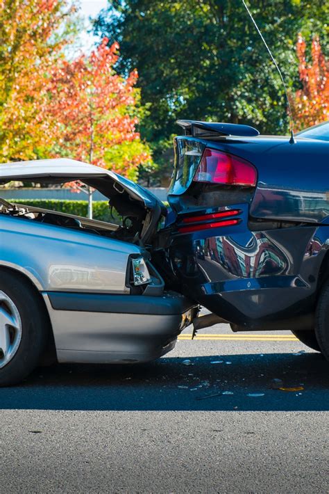 Rear End Collision Injuries | How They Work - RequestLegalHelp.com