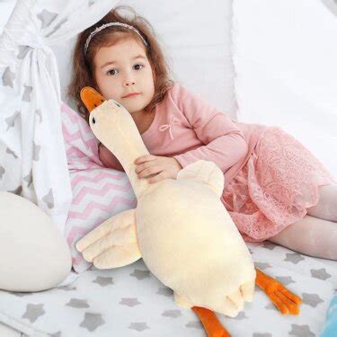 Best Weighted Stuffed Animals for Soothing Anxiety + Calming Nerves