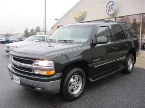 2001 Chevrolet Tahoe LT 4x4 Data, Info and Specs | GTCarLot.com