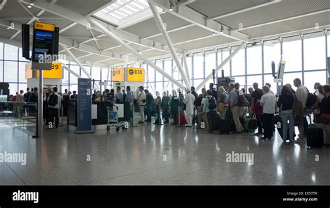 Departure Gate High Resolution Stock Photography and Images - Alamy