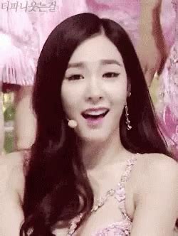 Tiffany Hwang GIF - Tiffany Hwang - Discover & Share GIFs