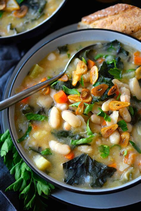 Vegan White Bean and Kale Soup | Cilantro and Citronella