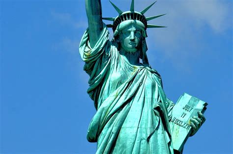 Chapter 26: Statue of Liberty in New York City, New York - Encircle Photos