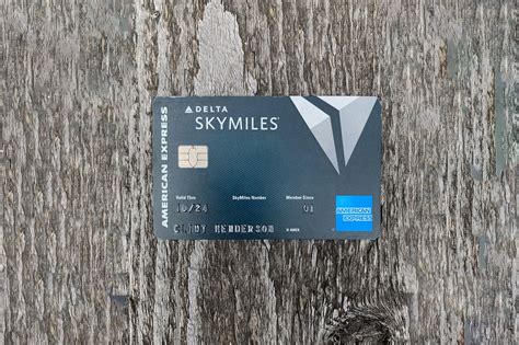 Why I'm keeping the Amex Delta Reserve even while I fly less