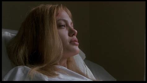 Angelina Jolie as Lisa Rowe in 'Girl, Interrupted' - Angelina Jolie ...