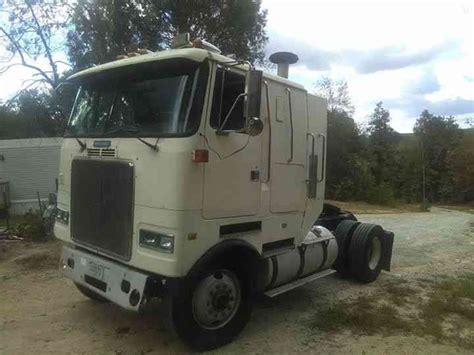 GMC cabover/ sleeper (1990) : Sleeper Semi Trucks