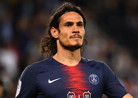 Man Utd Finally Submit Offer For Edinson Cavani - Thewistle