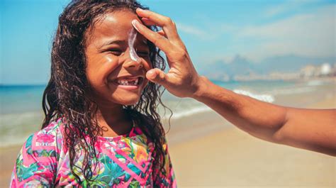 Best Sunscreen for Kids and Families: A 2020 Guide | ParentMap