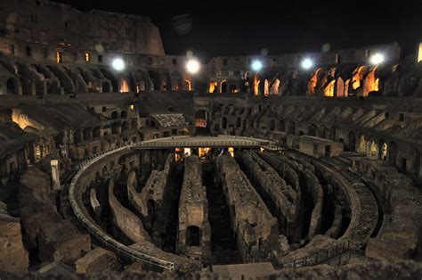 Colosseum By Night - Traveling The Globe