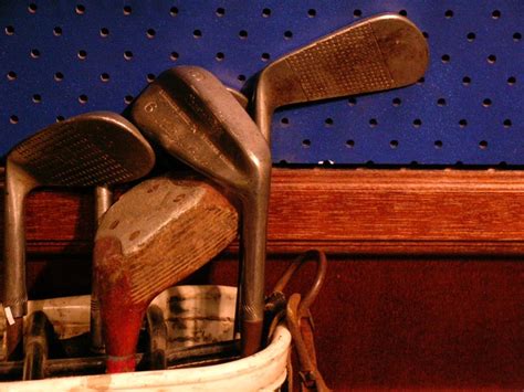 golf clubs | shop props used in an now closed department of … | Flickr
