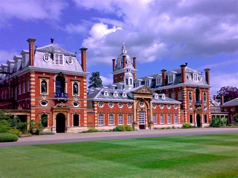 What are the most expensive boarding schools in the UK - Business Insider