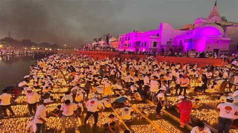 Ayodhya sets Guinness world record by lighting over 15 lakh diyas on ...