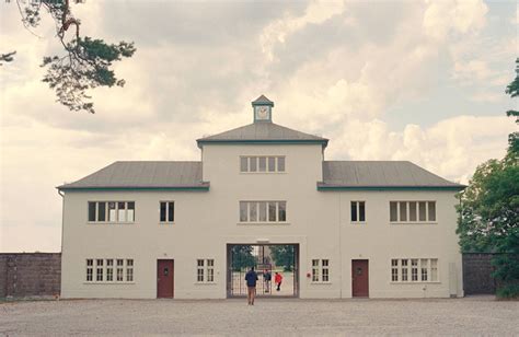 SACHSENHAUSEN TOUR - ViveBerli­n Tours