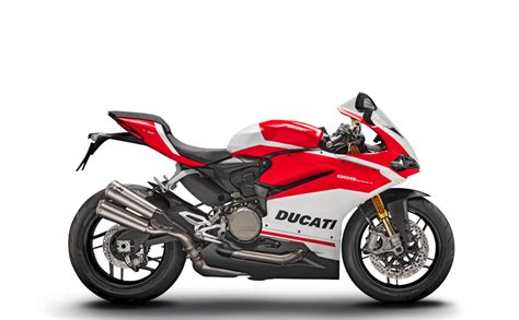 Ducati Superbike 959 Panigale: Racing Attitude