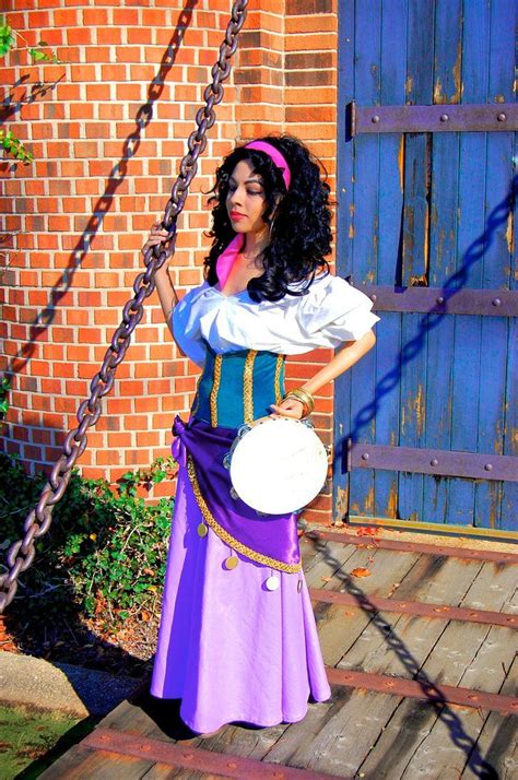 esmerelda | Esmeralda costume, Dress halloween costume, Esmeralda dress