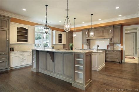 Pictures of Kitchens - Traditional - Two-Tone Kitchen Cabinets (Kitchen ...