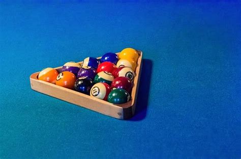 Snooker Equipment - Table, balls and cues