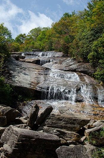 25+ Beautiful Waterfalls near Brevard NC (Within 1 Hour)