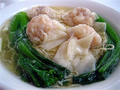 Asian Noodle Soup: Wonton Noodle Soup Recipe - Chinese Dumpling Noodle Soup