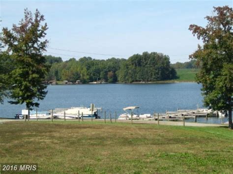 Virginia Waterfront Property in Lake Anna, Lake Louisa