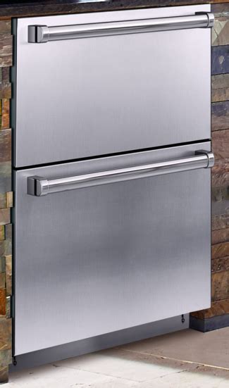 Sub-Zero® 24" Panel Ready Outdoor Refrigerator Drawers | Percy's ...