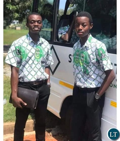 Zambia : Ghana Introduces Pure African Print School Uniforms