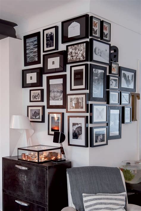 11 Great Gallery Wall Layout Ideas • One Brick At A Time