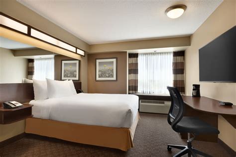 Microtel Inn & Suites by Wyndham Weyburn | Weyburn, SK Hotels