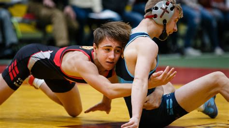 Iowa high school wrestling: 14 things we learned from Week 2