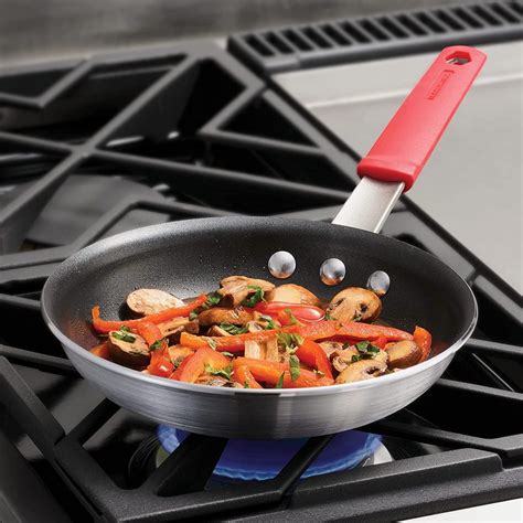 This $25 frying pan has more than 12,000 5-star Amazon reviews