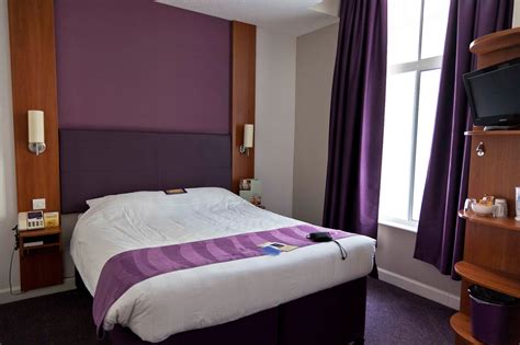 Hotels in London | London Hotels: Premier Inn London