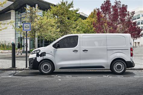 Citroen e-Dispatch electric van: price, specifications, pictures and details | DrivingElectric