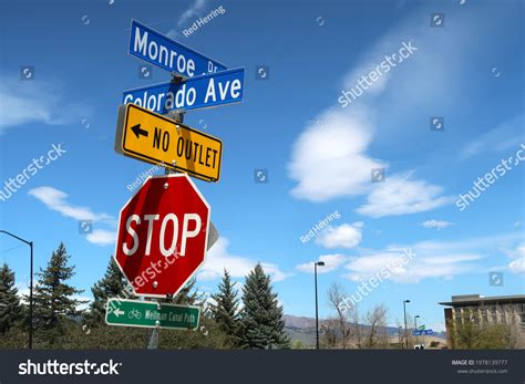 Residential Street Signs Colorado Stock Photo 1978139777 | Shutterstock