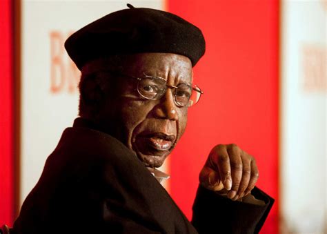 Chinua Achebe, celebrated Nigerian novelist, dies