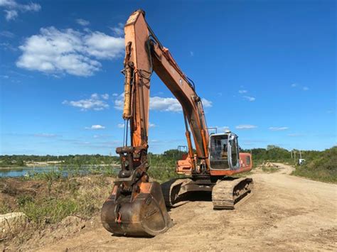 Best Digging Machines – Everything You Need To Know About Diggers ...