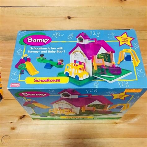 Barney Schoolhouse Playset