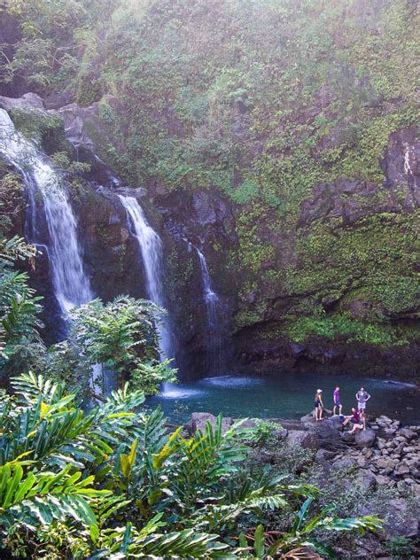 16 Stunning Road to Hana Stops in Maui | Road to hana, Maui, Red sand beach