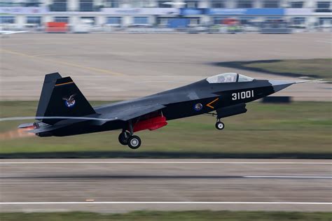 China's New J-35 Stealth Fighter Is Getting Ready for Aircraft Carrier Duty - 19FortyFive