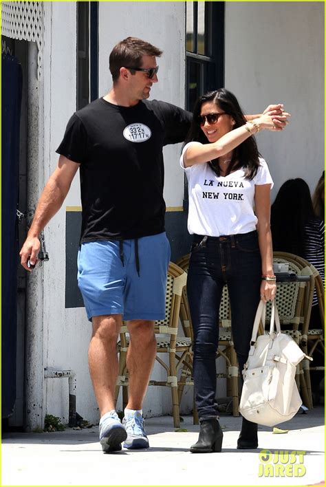 Olivia Munn & Aaron Rodgers Dating, Hold Hands After PDA Packed Brunch ...