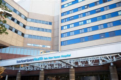 New command center centralizes YNHH operations - Yale Daily News