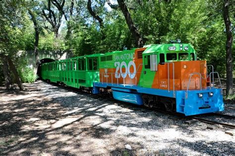 New San Antonio Zoo train embarks on its inaugural ride Monday | San Antonio | San Antonio Current