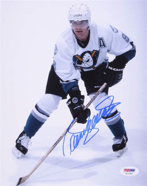 Teemu Selanne Signed Ducks 8x10 Photo (PSA COA) | Pristine Auction