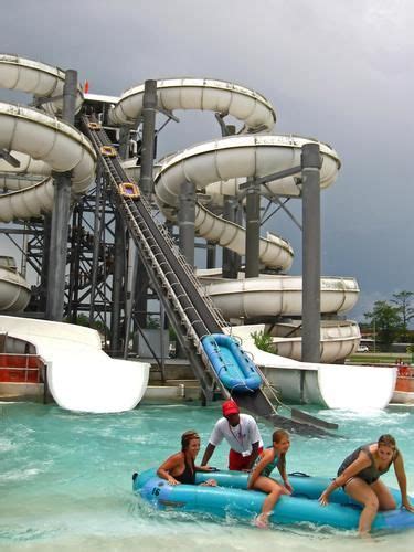 Blue Bayou Waterpark {Baton Rouge, LA} has The World's Largest Dark BehemothBOWL, The World's ...