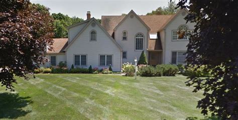 Wallingford home sells for $445K