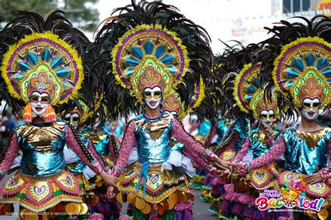 See the Many Faces Reflected in the Masskara Festival Page 2 - Travel to the Philippines