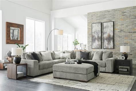 Lindyn Sectional Living Room Group - SpeedyFurniture.com