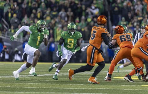 Jordan Burch Injury Update: What happened to Oregon Ducks' DE?