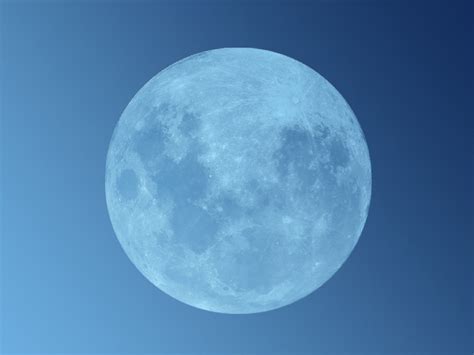 Blue Moon - Man. City Best Football Team, Man On The Moon, Blue Moon ...